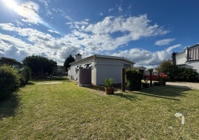Klein Brak house for sale, Mossel Bay, 4 bedroom home, R2.65m house Klein Brak Rivier, Garden Route house sale, family home Riverside, coastal house for sale Klein Brak