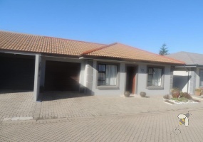 Mossel Bay property for sale, Fijnbos Paradijs Mossel Bay, secure estate homes, 2-bedroom house Mossel Bay, homes with garage Mossel Bay, pet-friendly property Mossel Bay, house with braai area, Mossel Bay real estate, gas geyser homes