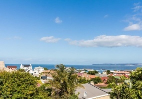 Groot Brakrivier property for sale, Tergniet home with flatlet, coastal house Mossel Bay area, house with sea views Garden Route, home with entertainment area Western Cape, property with rental flat Tergniet, home near beach for sale South Africa