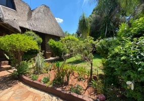 family home for sale Thabazimbi, guesthouse potential Thabazimbi, spacious property Thabazimbi, investment property Thabazimbi, Thabazimbi real estate