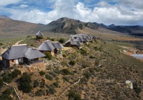 Willowmore game lodge for sale, Eastern Cape game farm, 5-star lodge Eastern Cape, private game reserve, malaria-free game farm, luxury lodges Willowmore, hunting and wildlife property, Baviaanskloof property, lodge with game animals, lodge with accommodation