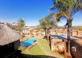 Winchester Hills townhouse, 2 bedroom townhouse Johannesburg, property for sale Winchester Peaks, starter home Johannesburg South, townhouse with pool JHB
