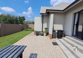 Vaal de Grace property, golf estate home Parys, luxury house for sale Parys, 4 bedroom estate home Parys, Free State property, Parys real estate, Vaal River golf estate homes