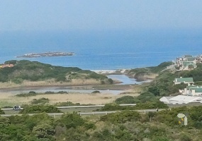 17 Henning Street, Island View, Western Cape 6520, 3 Bedrooms Bedrooms, 0 ,2 BathroomsBathrooms,Townhouse,For Sale,Henning,0,10671