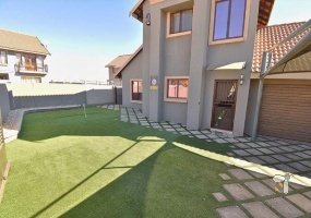 Dalview Brakpan property, freestanding home Dalview, secure estate Brakpan, 3 bedroom house Dalview, Brakpan family home, modern house Dalview for sale