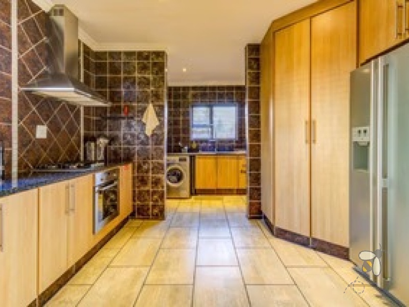 Sonneveld Estate Brakpan property, Sonneveld Brakpan homes for sale, 4 bedroom house Sonneveld, luxury home Brakpan, secure estate property Sonneveld, family home with pool Sonneveld, Chas Everitt Brakpan