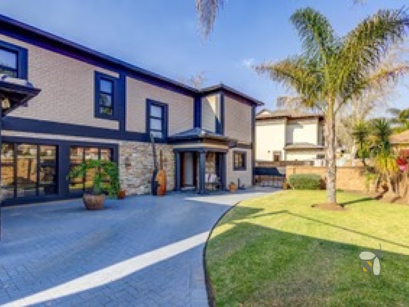 Sonneveld Estate Brakpan property, Sonneveld Brakpan homes for sale, 4 bedroom house Sonneveld, luxury home Brakpan, secure estate property Sonneveld, family home with pool Sonneveld, Chas Everitt Brakpan