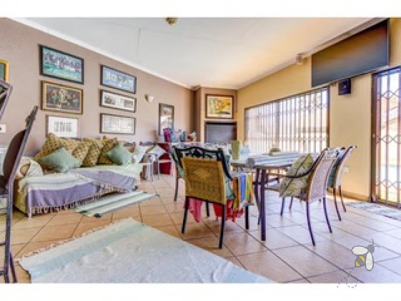 Dalpark Brakpan property, Dalpark Ext 5 homes for sale, 3 bedroom house Dalpark, exclusive mandate Dalpark, family home with pool Brakpan, house with garages Dalpark, Chas Everitt Brakpan