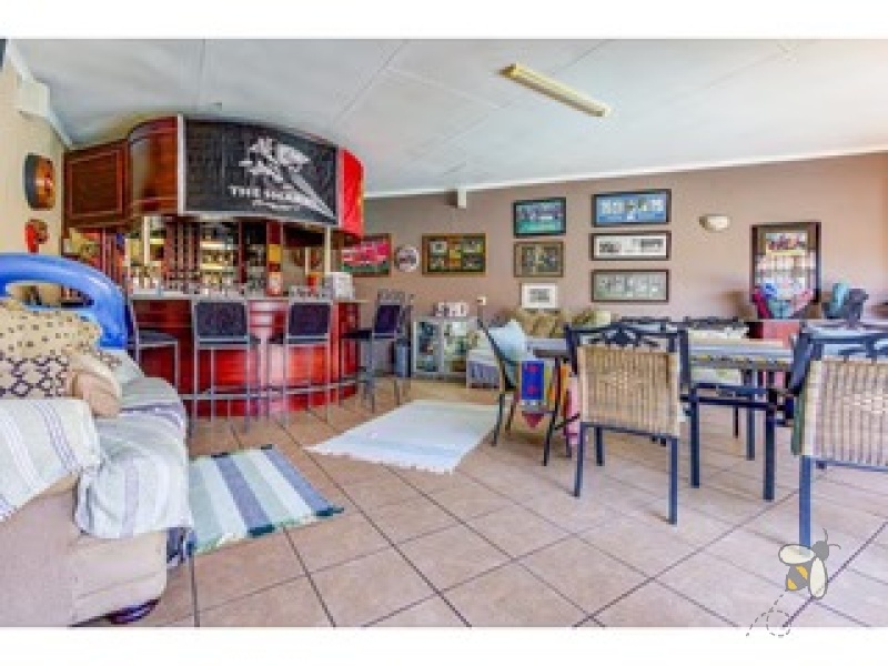 Dalpark Brakpan property, Dalpark Ext 5 homes for sale, 3 bedroom house Dalpark, exclusive mandate Dalpark, family home with pool Brakpan, house with garages Dalpark, Chas Everitt Brakpan