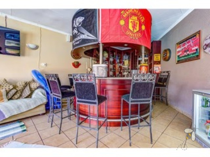 Dalpark Brakpan property, Dalpark Ext 5 homes for sale, 3 bedroom house Dalpark, exclusive mandate Dalpark, family home with pool Brakpan, house with garages Dalpark, Chas Everitt Brakpan