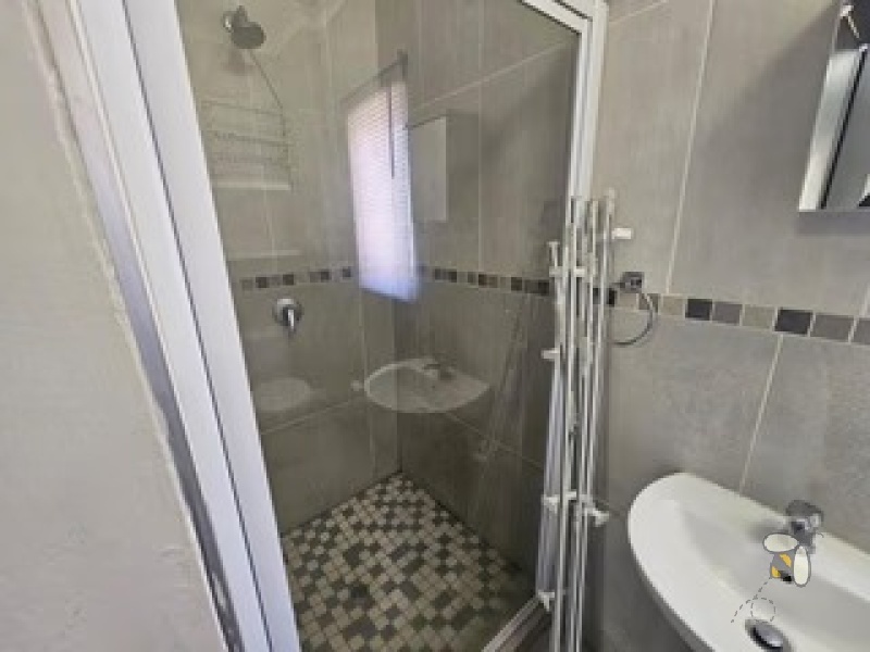 Kenleaf Brakpan property, 1 bedroom apartment Brakpan, modern lock-up-and-go Brakpan, stylish apartment Kenleaf, secure living Brakpan, first-time buyer property Brakpan, Chas Everitt Brakpan
