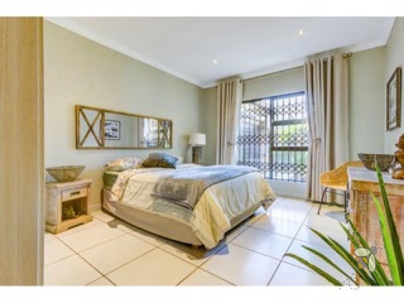 Sunair Park Brakpan property, 3 bedroom estate home Brakpan, modern home Sunair Park, solar home Brakpan, secure estate living Brakpan, Chas Everitt Brakpan listings
