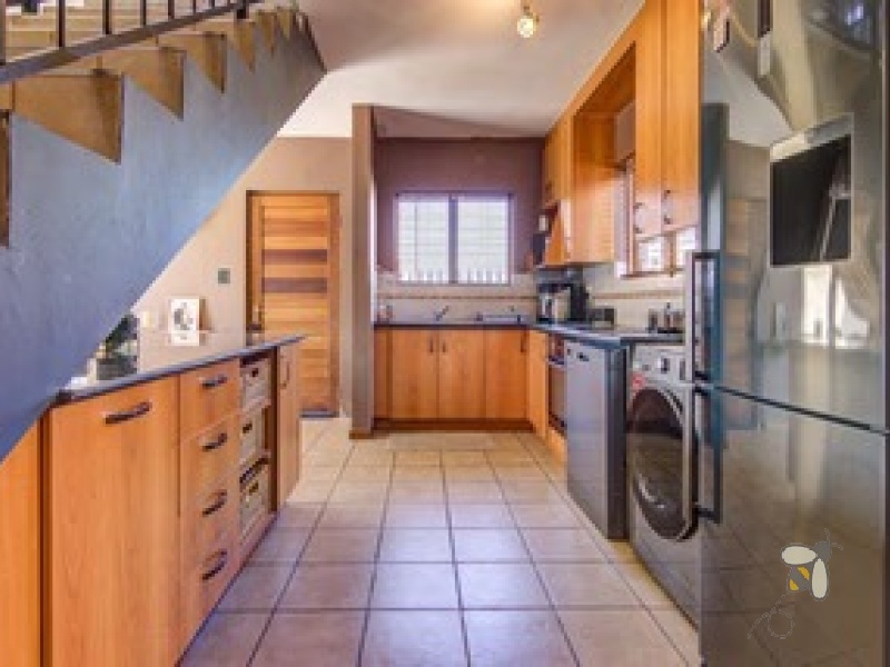 Sonneveld Brakpan property, lock-up-and-go home Sonneveld, 3 bedroom house Brakpan, sectional title no levies, Brakpan estate listings, Chas Everitt Brakpan