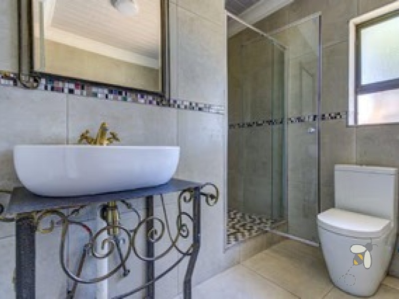 Sonneveld Estate Brakpan property, 7 bedroom house Brakpan, luxury family home Sonneveld, house with borehole Brakpan, Brakpan property with pool, Chas Everitt Brakpan