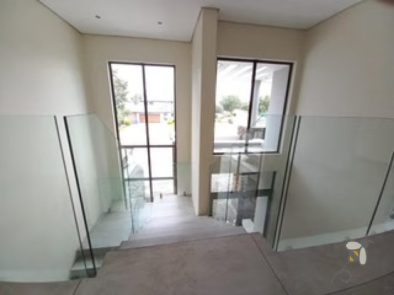 Helderwyk Estate Brakpan, 5 bedroom house Brakpan, luxury home Brakpan, modern family house Brakpan, Helderwyk property for sale, Chas Everitt Brakpan