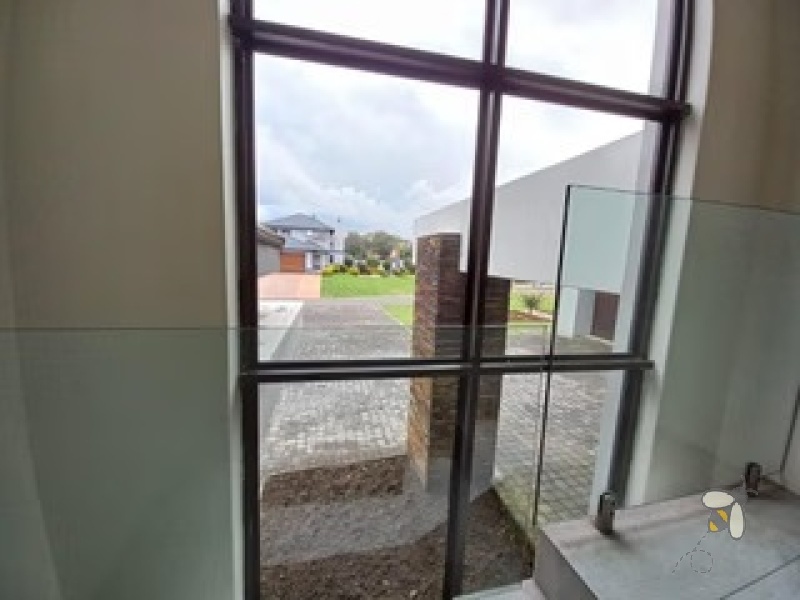 Helderwyk Estate Brakpan, 5 bedroom house Brakpan, luxury home Brakpan, modern family house Brakpan, Helderwyk property for sale, Chas Everitt Brakpan