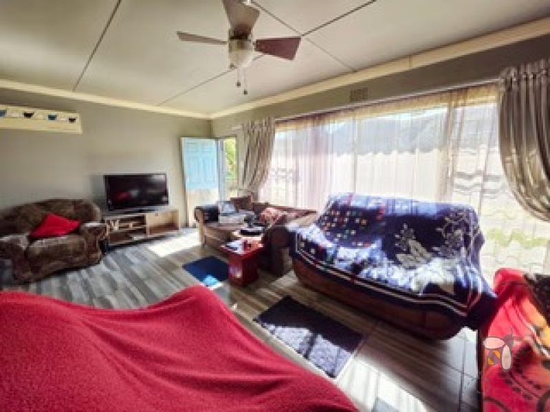 Minnebron Brakpan house for sale, 3 bedroom home Brakpan, family home Brakpan, property for sale Brakpan, Chas Everitt Brakpan, Minnebron property