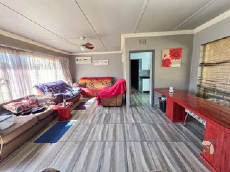 Minnebron Brakpan house for sale, 3 bedroom home Brakpan, family home Brakpan, property for sale Brakpan, Chas Everitt Brakpan, Minnebron property