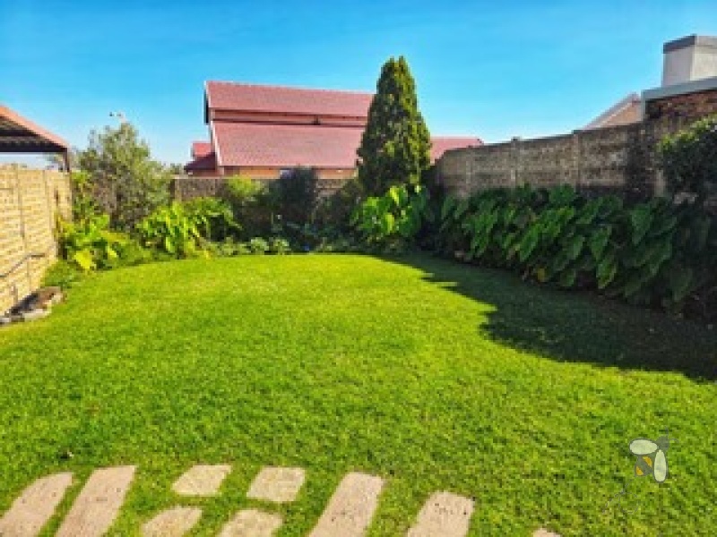 Sonneveld property for sale, 4-bedroom home Brakpan, full title freestanding house, Chas Everitt Brakpan, Brakpan real estate