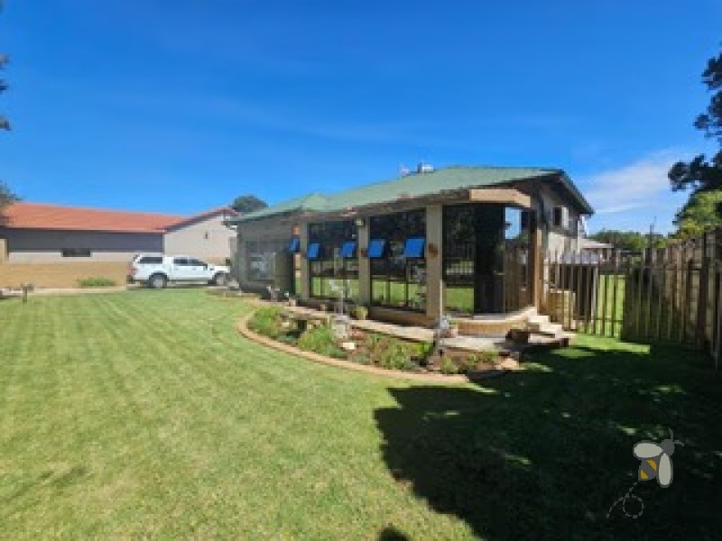 Dalview property for sale, 3-bedroom house Brakpan, family home Dalview, Chas Everitt Brakpan, secure family living