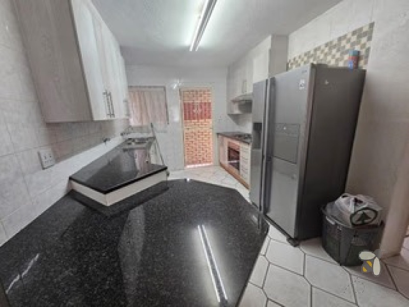 Kenleaf property for sale, 2-bedroom unit Brakpan, ground floor apartment, Chas Everitt Brakpan, secure living Kenleaf