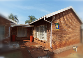 house for sale Doornpoort Pretoria, 4 bedroom house Pretoria, family home Doornpoort, Pretoria property for sale, houses near schools Pretoria